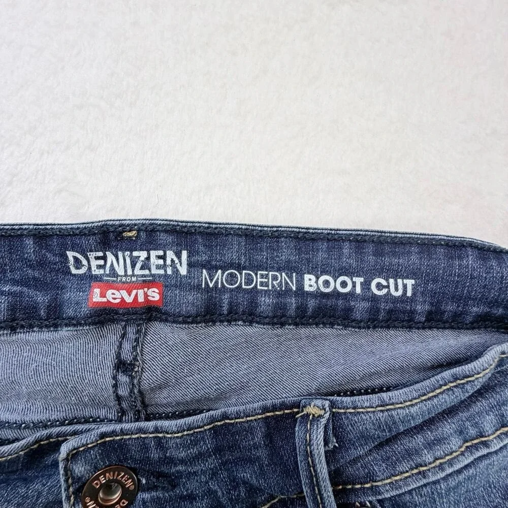 Levi's Women's Denzien Modern Boot Cut Blue Denim Jeans‎ Size 34x32